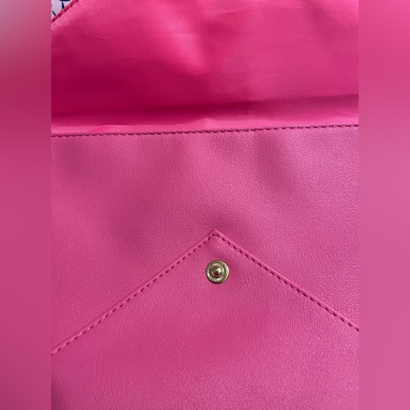 Hot pink bag/clutch w/ gold strap - Picture 2 of 2